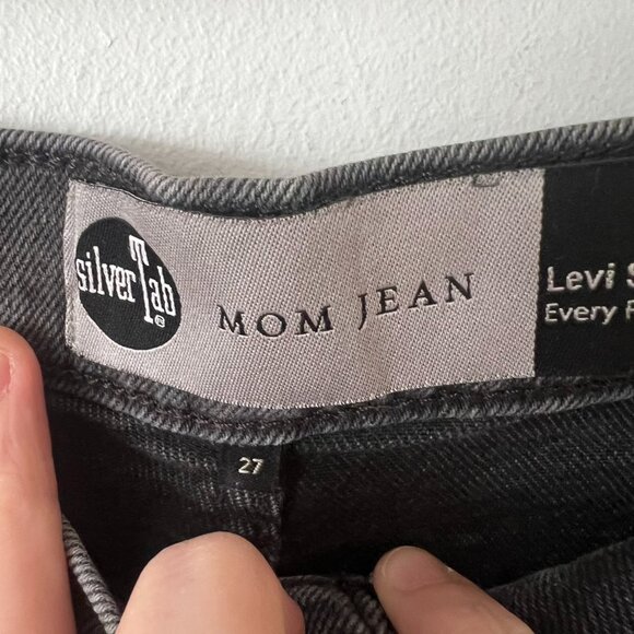 Levi's Silvertab High Waisted Mom Jeans Gray Women's Size 27 - Picture 5 of 12